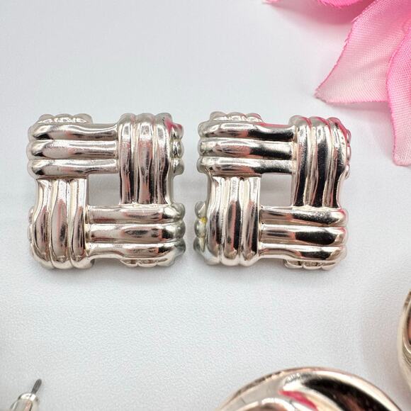 Vintage Earring Lot 3 Pair 90s Silver Tone Knot Basketweave Swirl Stud Chic - Picture 2 of 10